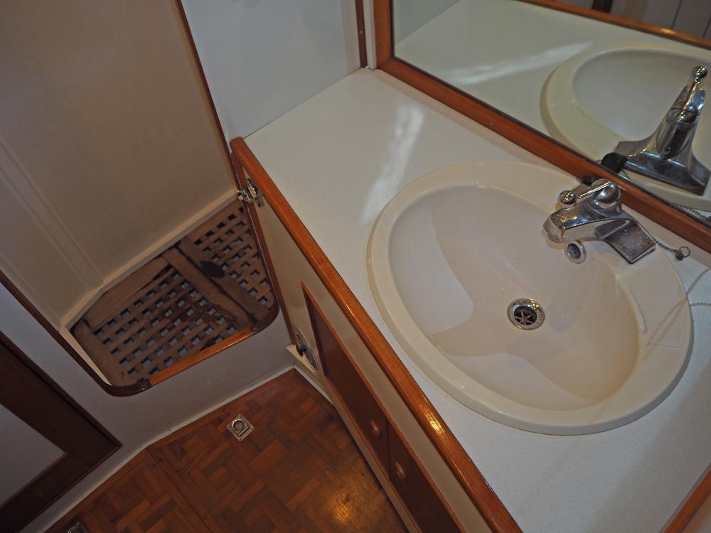 Cabine arri&egrave;re, H&eacute;bergements